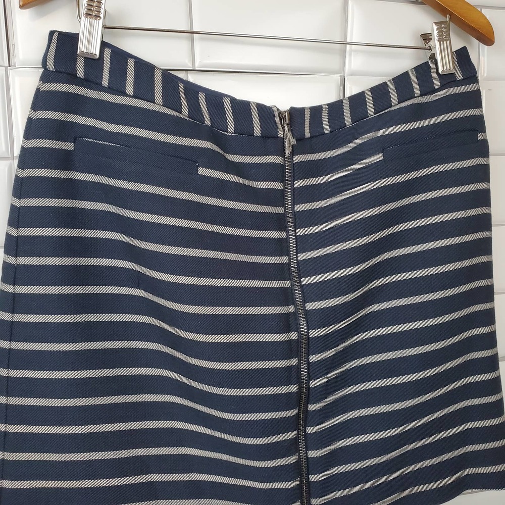 THE LIMITED | FRONT ZIP STRIPED CASUAL MINI SHORT SKIRT WOMEN'S SIZE 12P - Picture 2 of 15